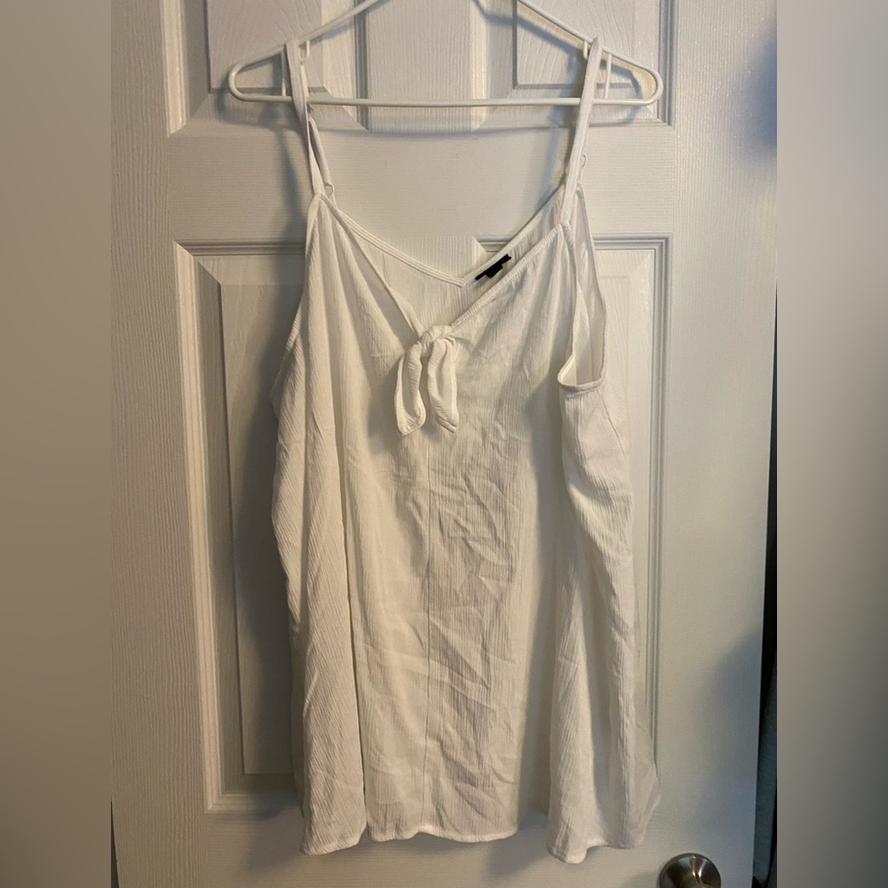 Torrid Crinkle Cami with Bow Size 3
